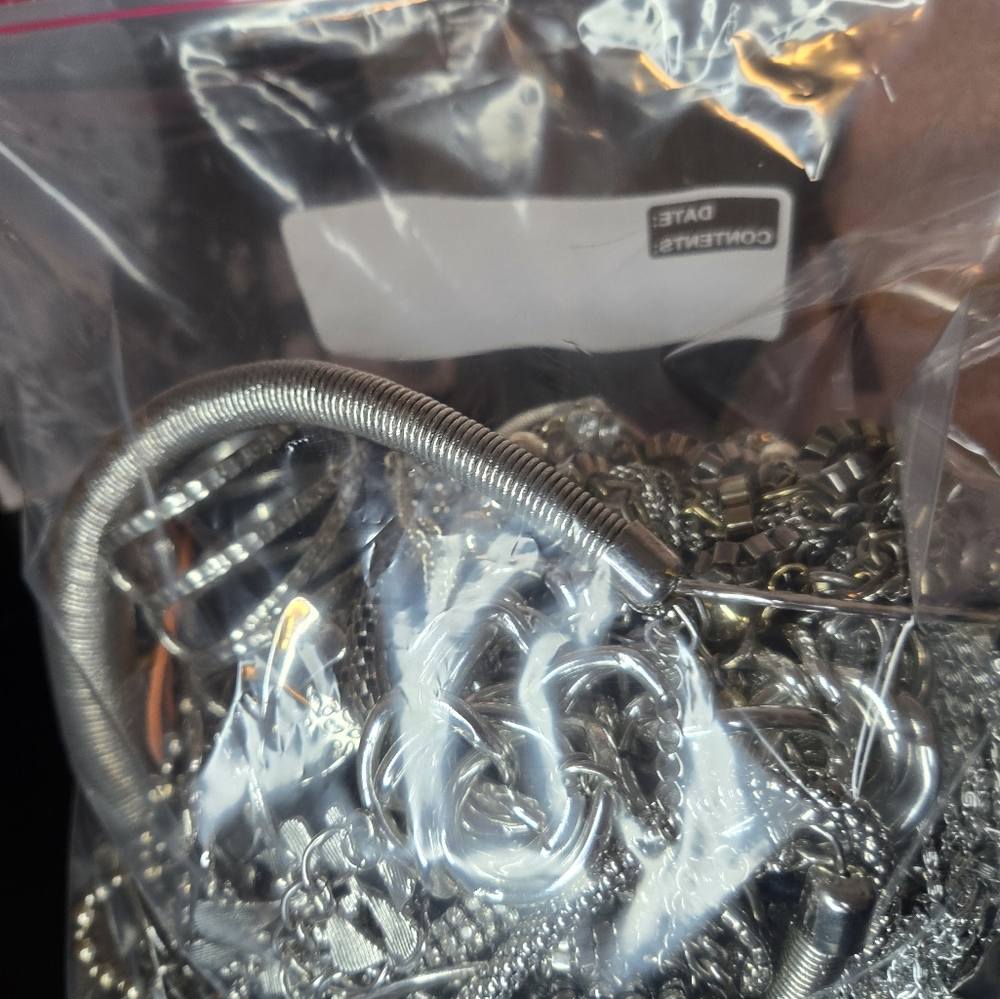 Silvertone Jewerly Lot Huge 39 Pc Vintage And Modern Wearable - Picture 8 of 12